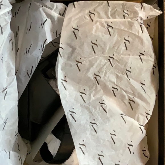 Simply Vera Vera Wang Black chunky platform heels, size 9, memory foam sock - Picture 9 of 10